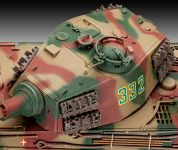 Plastic ModelKit tank 03249 - Tiger II Ausf. B (Henschel Turret) (1:35) Revell