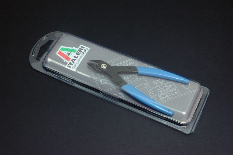 Sprue cutter 50811 - štípací kleště Italeri
