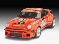 Plastic ModelKit auto 07031 - Porsche 934 RSR "Jägermeister" (1:24) Revell