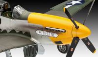 Plastic ModelKit letadlo 03944 - P-51D-5NA Mustang (1:32) Revell