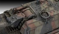 Plastic ModelKit tank 03279 - Panzerhaubitze 2000 (1:35) Revell