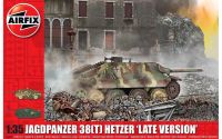 Classic Kit tank A1353 - JagdPanzer 38 tonne Hetzer "Late Version" (1:35) Airfix