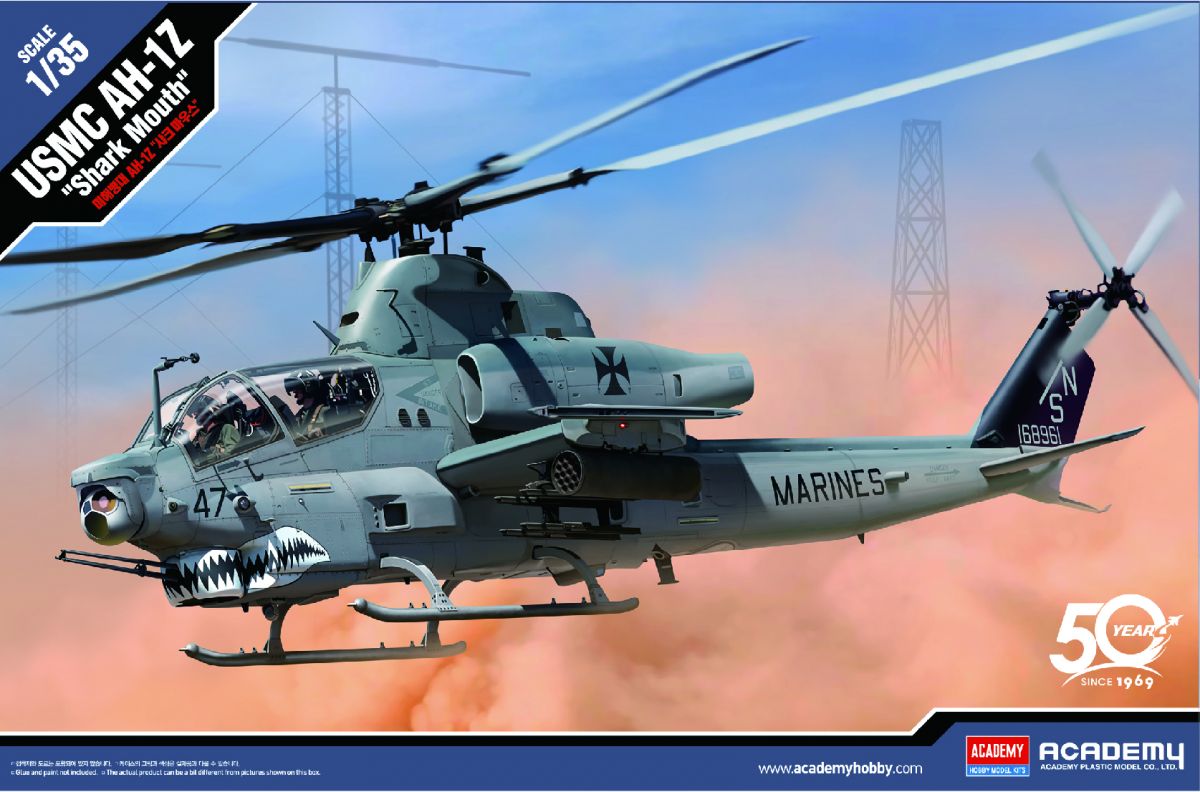 Model Kit vrtulník 12127 - USMC AH-1Z "Shark Mouth" (1:35) Academy