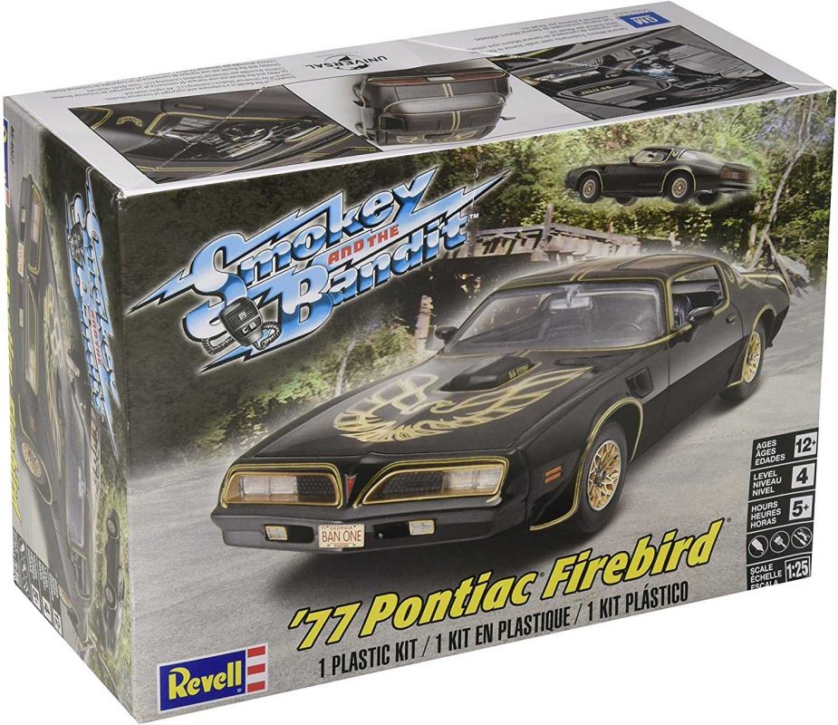 Plastic ModelKit MONOGRAM auto 4027 - Smokey and the Bandit™ '77 Pontiac® Firebird® (1:25)