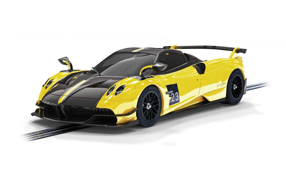 Autíčko Super Resistant SCALEXTRIC C4212 - Pagani Huayra BC Roadster - Yellow (1:32)