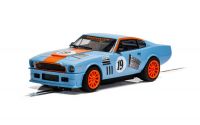 Autíčko Gulf SCALEXTRIC C4209 - Aston Martin V8 - Rikki Cann Racing (1:32)