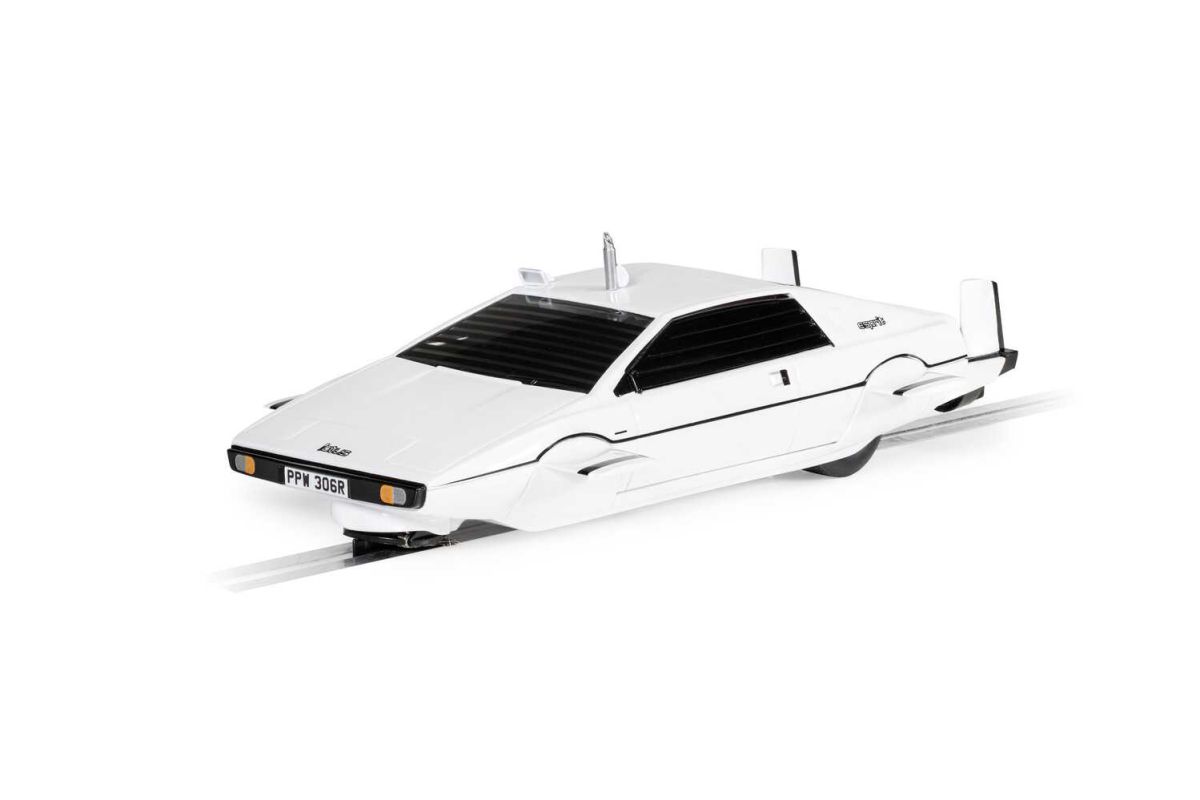 Autíčko Film & TV SCALEXTRIC C4359 - James Bond Lotus Esprit S2 - The Spy Who Loved Me 'Wet Nellie' (1:32)