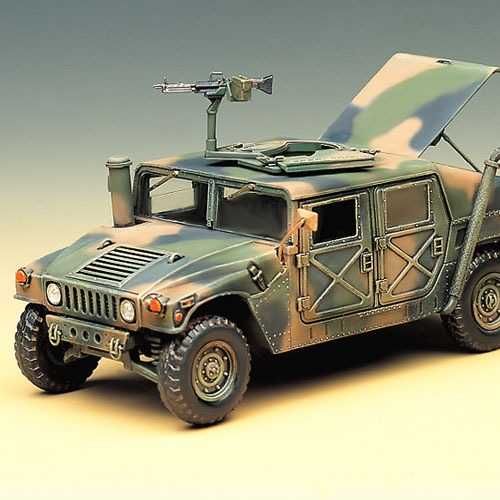 Model Kit military 13241 - M-1025 ARMORED CARRIER (1:35) Academy