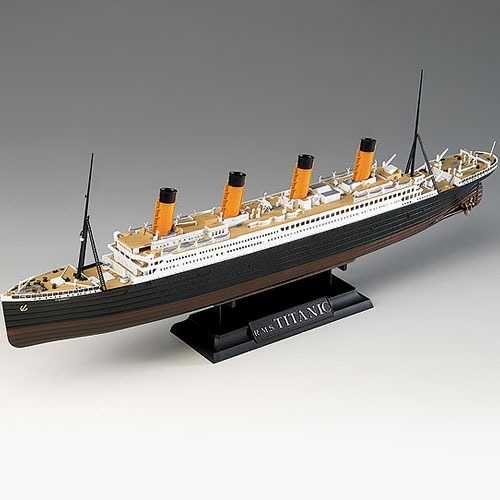 Model Kit loď 14214 - R.M.S. TITANIC "CENTENARY ANNIVERSARY" MCP (1:700) Academy