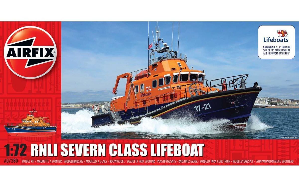 Classic Kit loď A07280 - RNLI Severn Class Lifeboat (1:72) Airfix