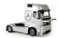 Model Kit truck 3905 - Mercedes Benz Actros MP4 Gigaspace (1:24) Italeri